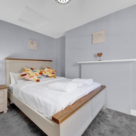 Number 27 Guesthouse Лондон Экстерьер фото