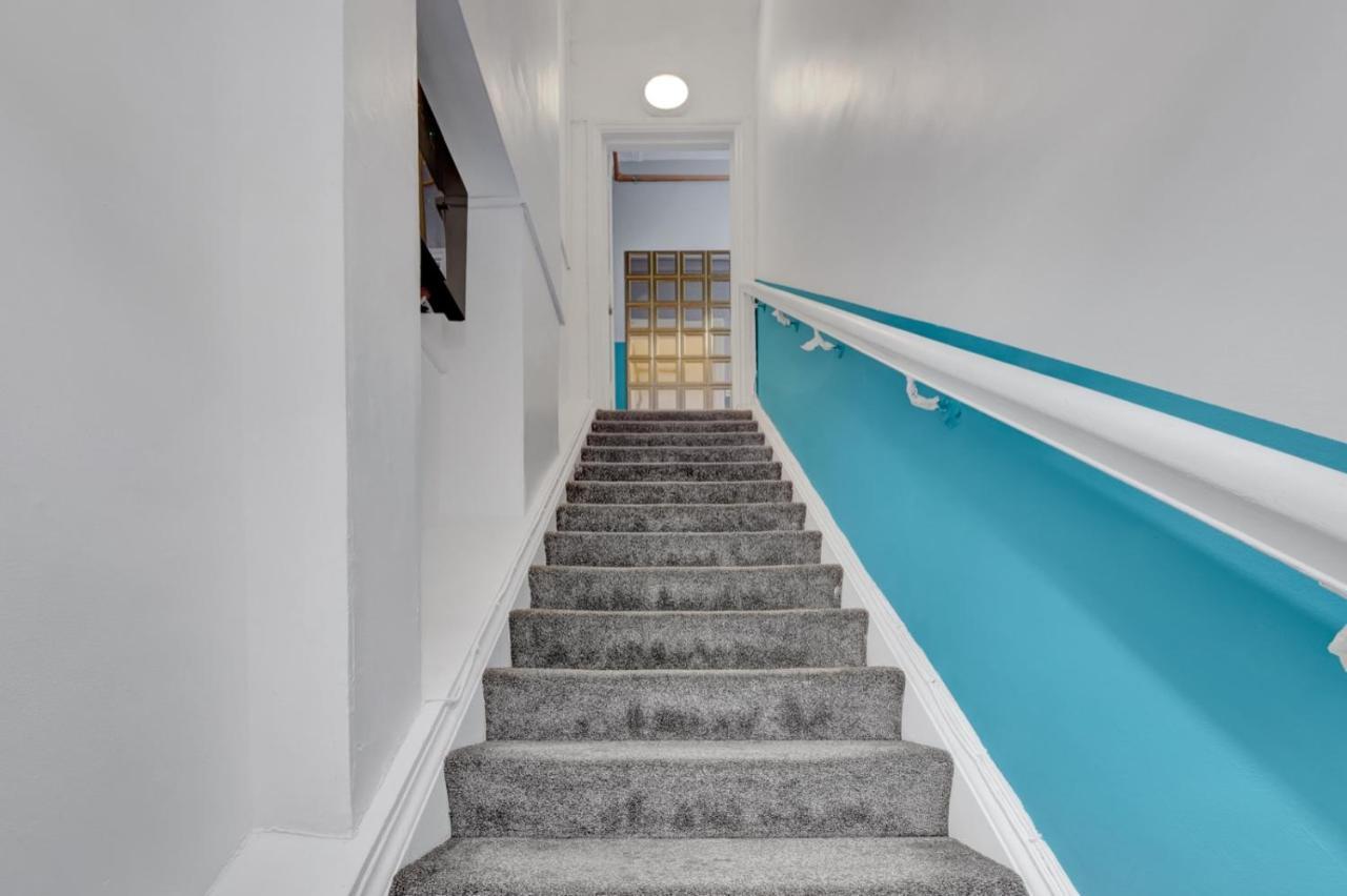 Number 27 Guesthouse Лондон Экстерьер фото
