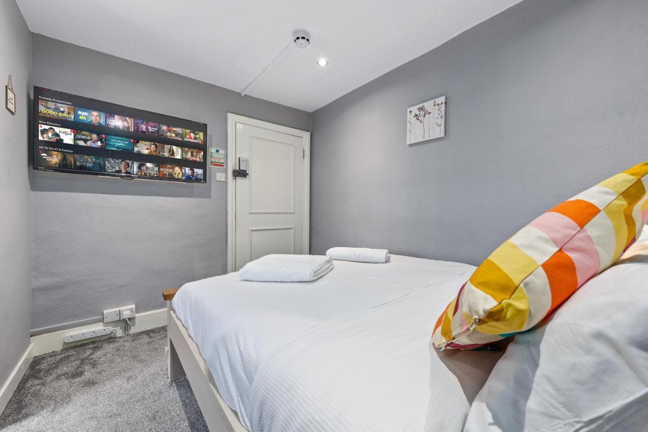 Number 27 Guesthouse Лондон Экстерьер фото
